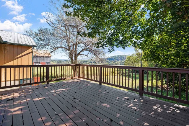 $391,500 | 5887 Vt Route 5, Newbury, VT 05051