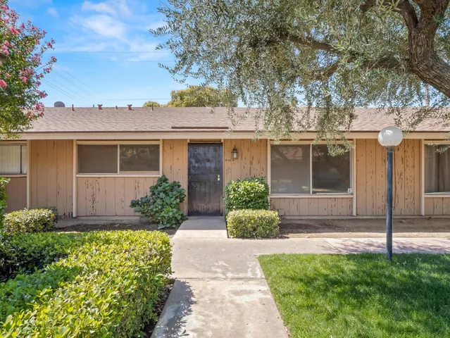 $170,000 | 3725 North Fruit Avenue, Unit B, Fresno, CA 93705