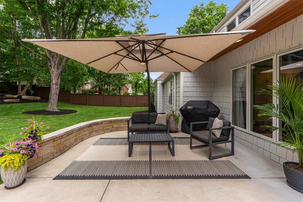 5726 Howe Drive Fairway, KS 66205 - Photo 8 of 10