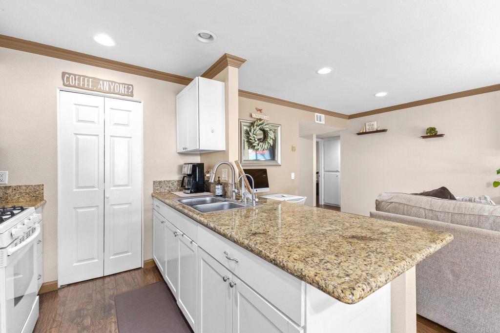 3560 Thunder Drive Oceanside, CA 92056 - Photo 15 of 36