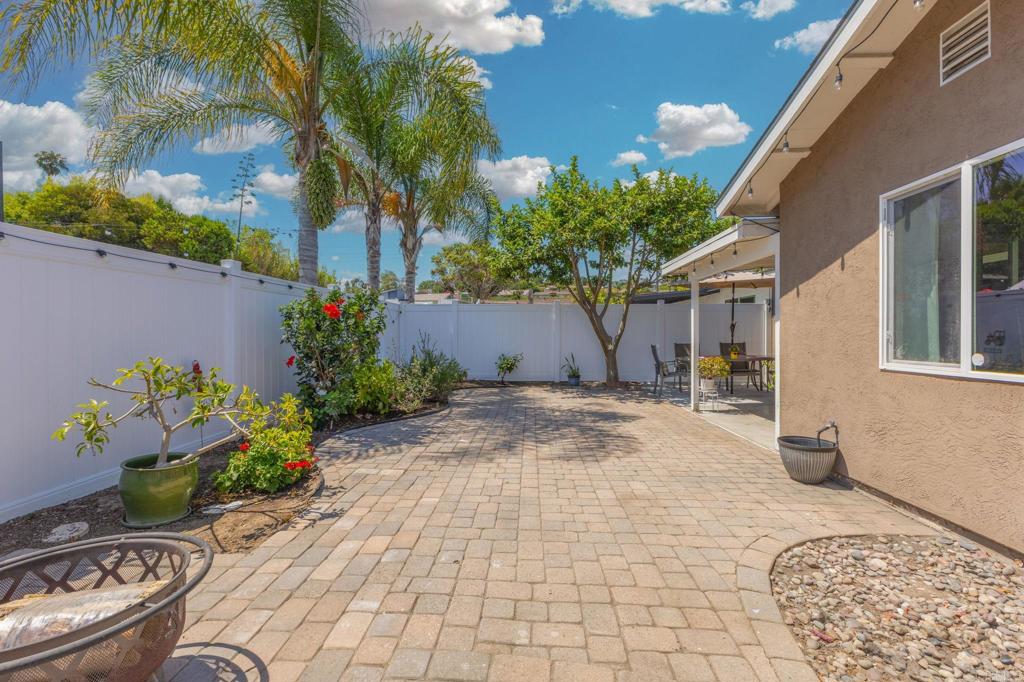 3560 Thunder Drive Oceanside, CA 92056 - Photo 33 of 36