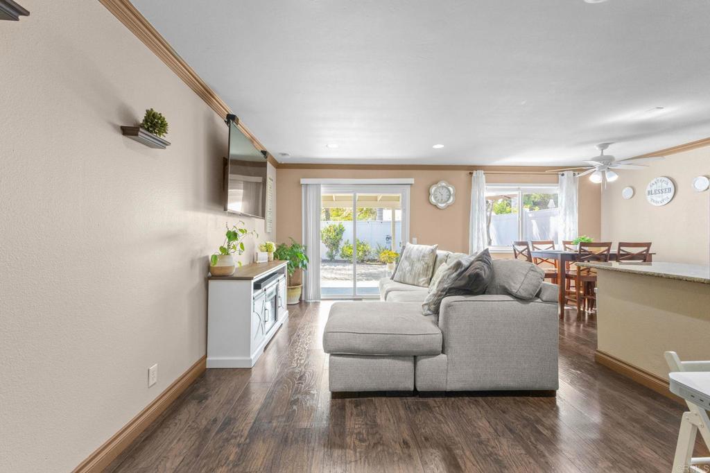 3560 Thunder Drive Oceanside, CA 92056 - Photo 7 of 36