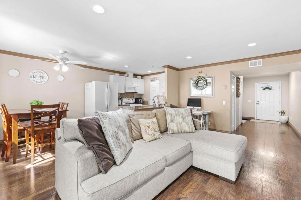 3560 Thunder Drive Oceanside, CA 92056 - Photo 8 of 36