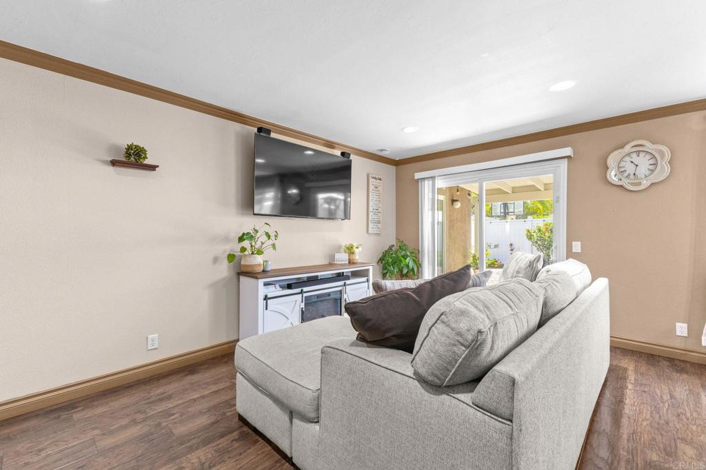 3560 Thunder Drive Oceanside, CA 92056 - Photo 10 of 36