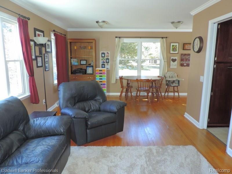 12660 Byron Road Byron, MI 48418 - Photo 10 of 40 DSCN2619.JPG