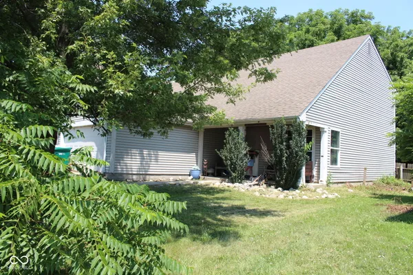 $220,000 | 754 Muirfield Drive, Brownsburg, IN 46112