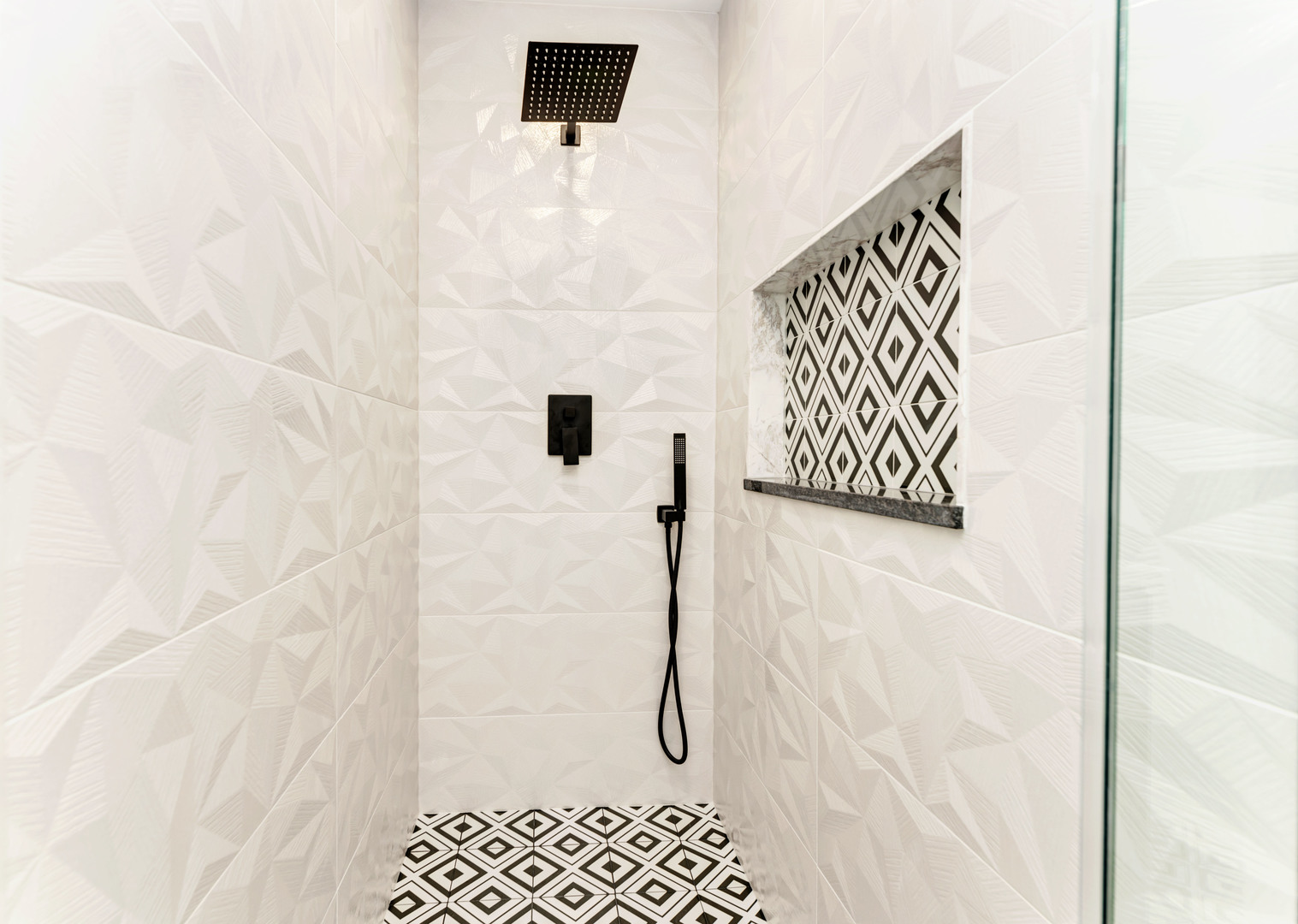 5927 Brookbank Road Downers Grove, IL 60516 - Photo 25 of 38 a bathroom with a shower