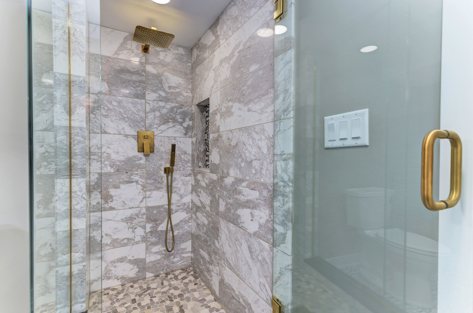 5927 Brookbank Road Downers Grove, IL 60516 - Photo 33 of 38 a bathroom with a shower
