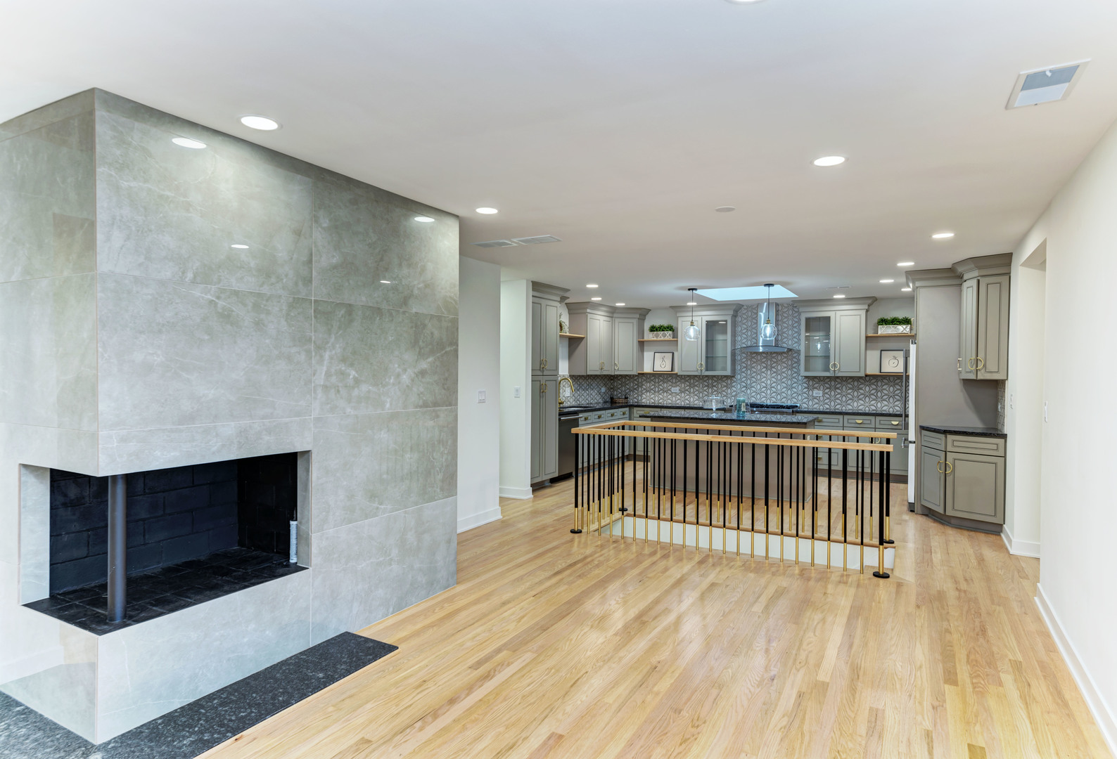 5927 Brookbank Road Downers Grove, IL 60516 - Photo 9 of 38 a bathroom with a sink and a mirror