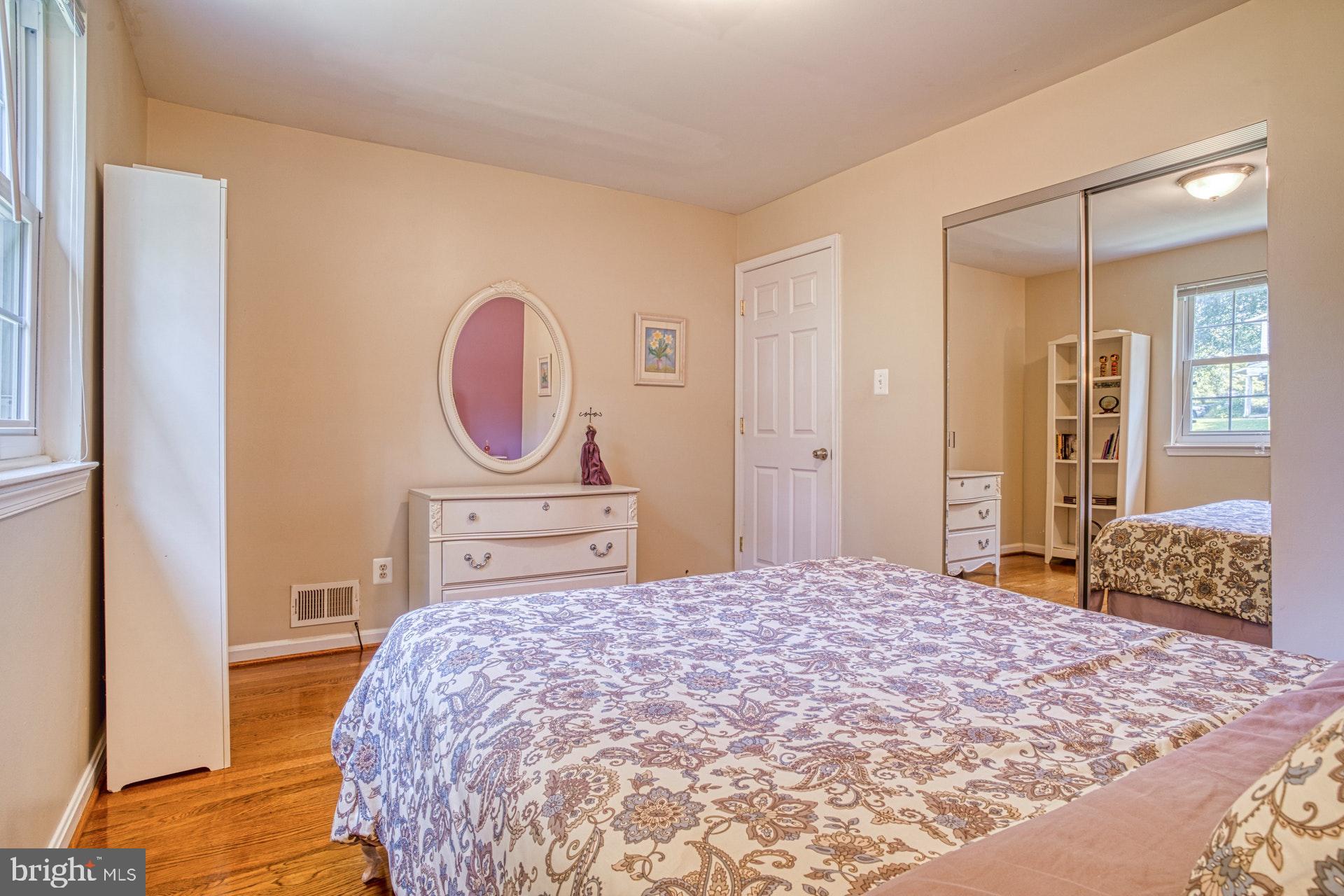 8411 Derby Court Springfield, VA 22151 - Photo 17 of 32 Bedroom 2A