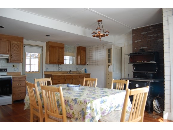 129 Malawak Road Winchester, NH 03470 - Photo 4 of 17