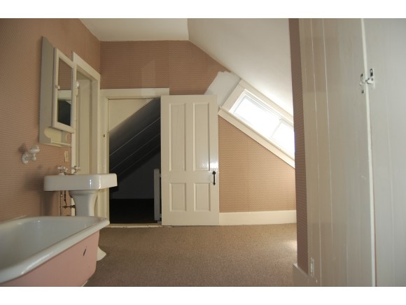 129 Malawak Road Winchester, NH 03470 - Photo 10 of 17