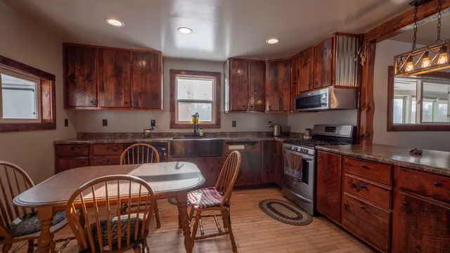 $275,000 | N5256 County Highway East, Ogdensburg, WI 54962