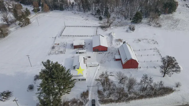 $275,000 | N5256 County Highway East, Ogdensburg, WI 54962