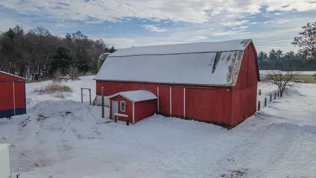 $275,000 | N5256 County Highway East, Ogdensburg, WI 54962