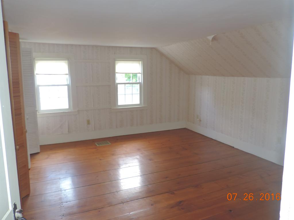 19 Pleasant Street Walpole, NH 03608 - Photo 14 of 22