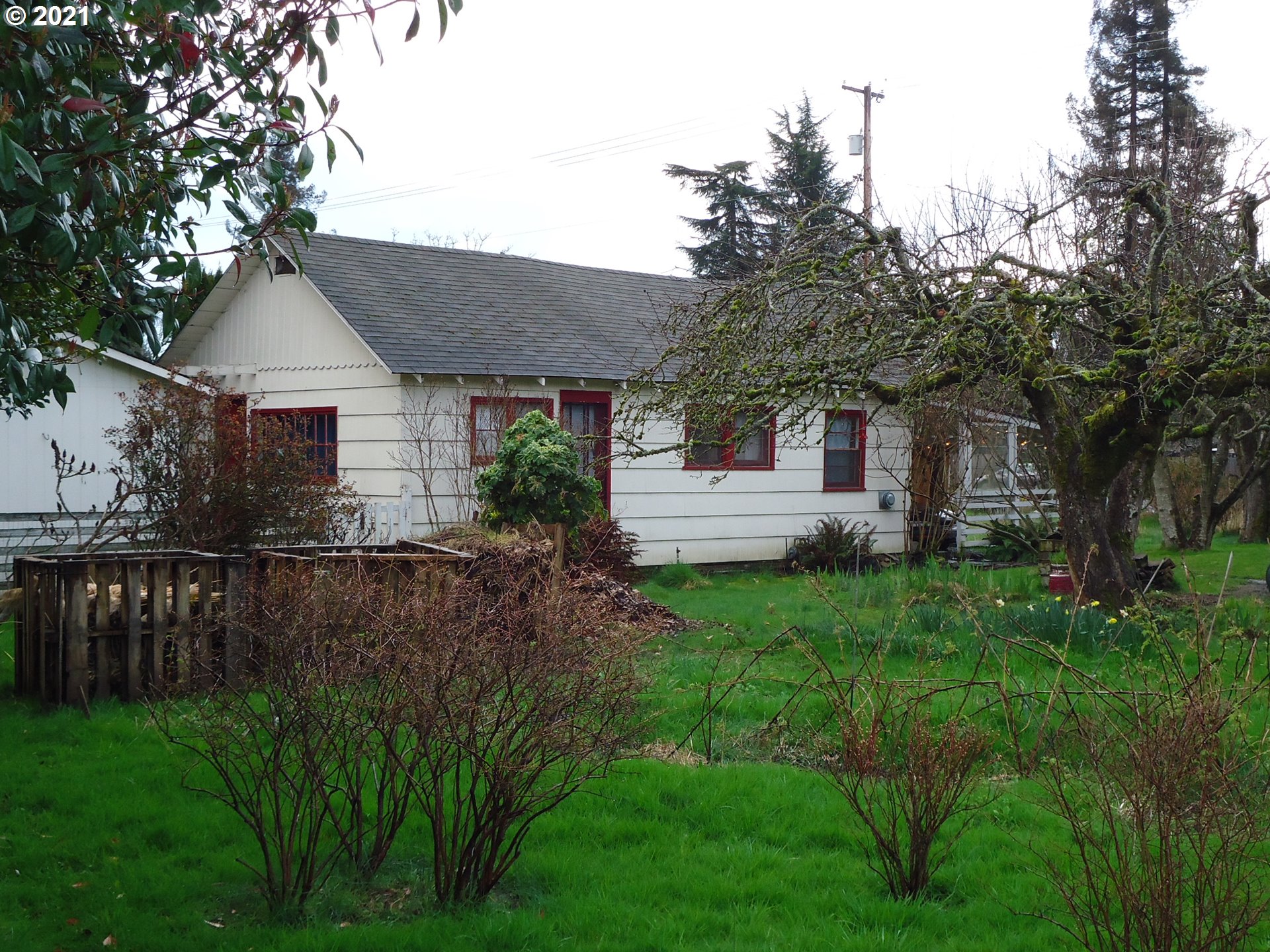 2959 River Road Eugene, OR 97404 - Photo 16 of 20 Gallery Image 16