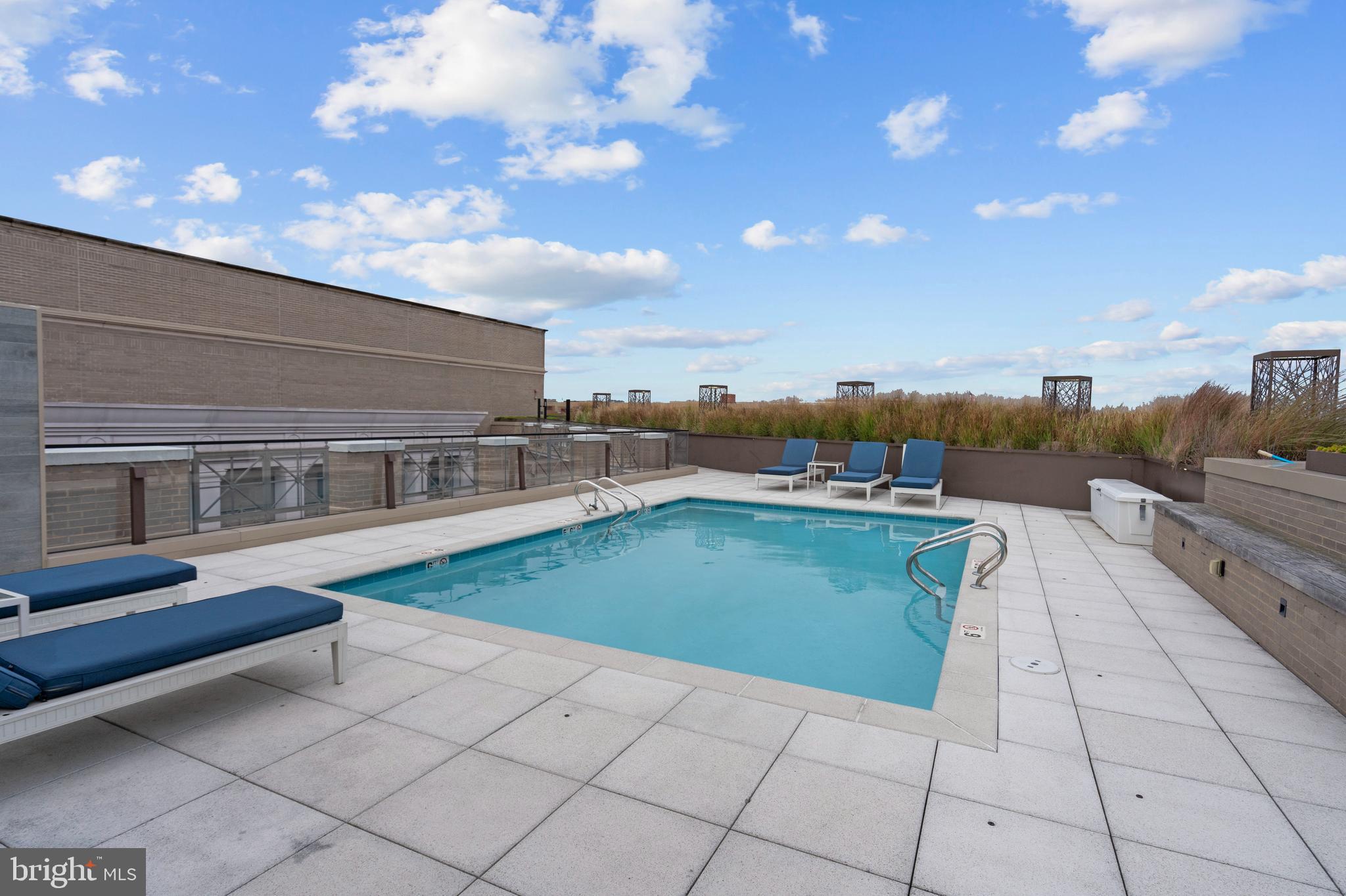 801 Pennsylvania Avenue Northwest, Unit 1125 Washington, DC 20004 - Photo 16 of 25 a view of a terrace
