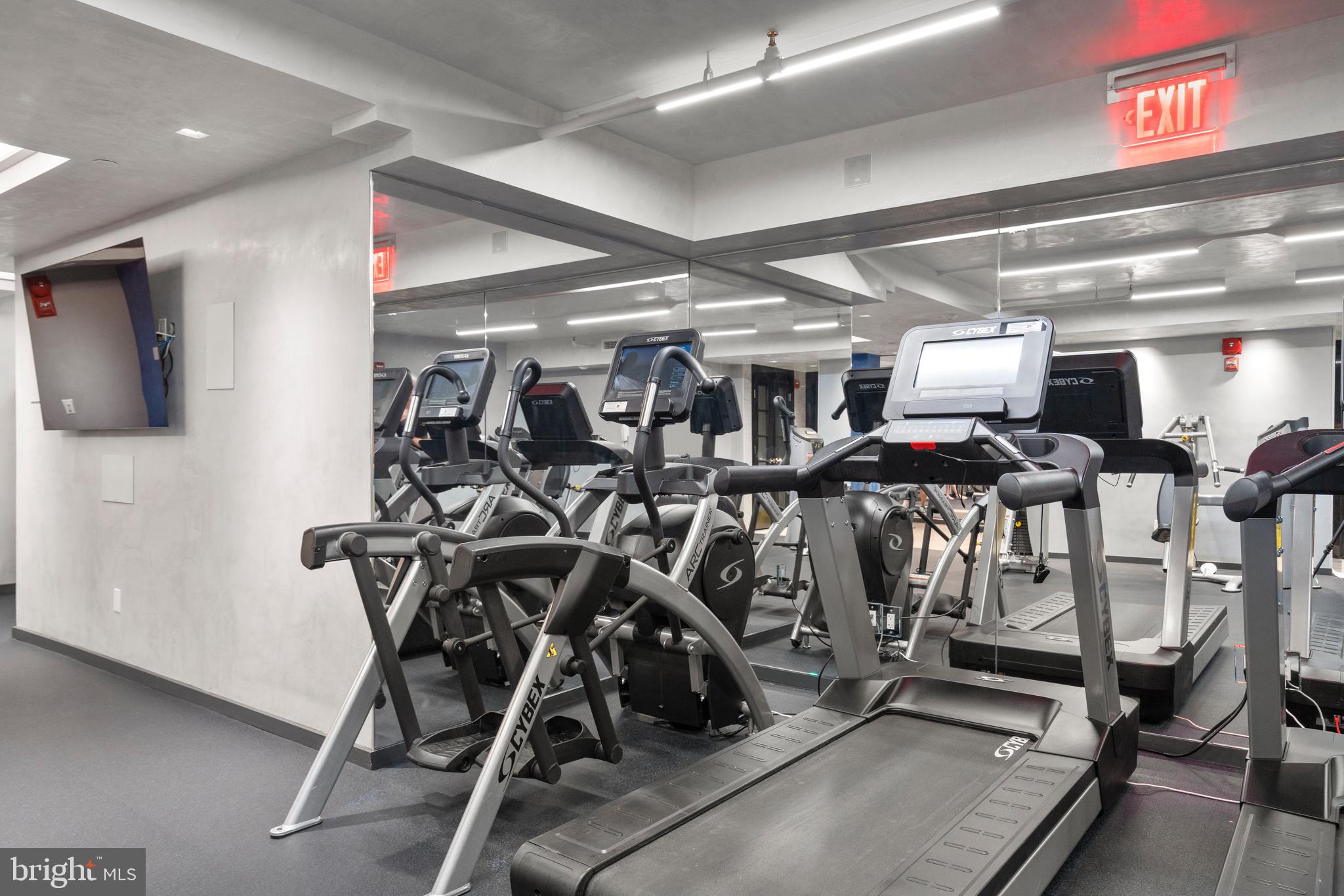 801 Pennsylvania Avenue Northwest, Unit 1125 Washington, DC 20004 - Photo 24 of 25 a view of a room with gym equipment