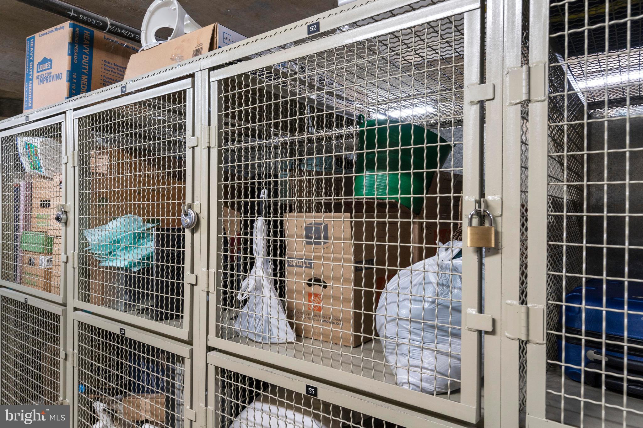 801 Pennsylvania Avenue Northwest, Unit 1125 Washington, DC 20004 - Photo 25 of 25 a view of a balcony with a potted plant