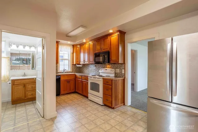 $305,000 | 116 East 4th Street, Centralia, WA 98531