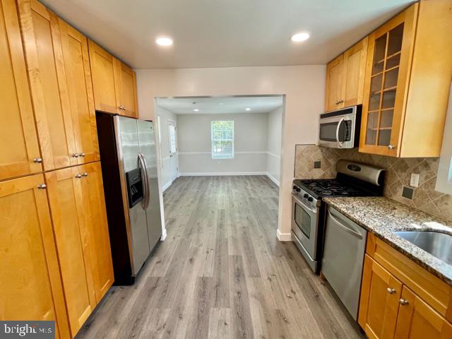 918 Nichols Drive Laurel, MD 20707 - Photo 18 of 107 Kitchen