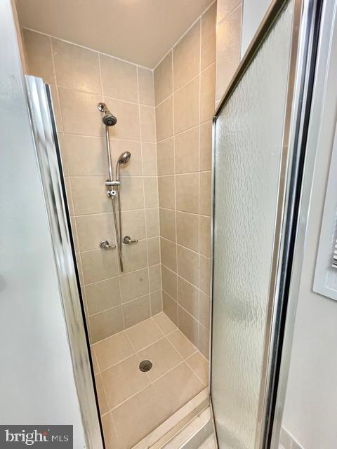 918 Nichols Drive Laurel, MD 20707 - Photo 47 of 107 Bathroom #2 Main Floor