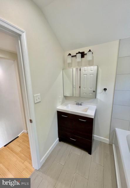 918 Nichols Drive Laurel, MD 20707 - Photo 55 of 107 3rd Bathroom - 2nd Floor
