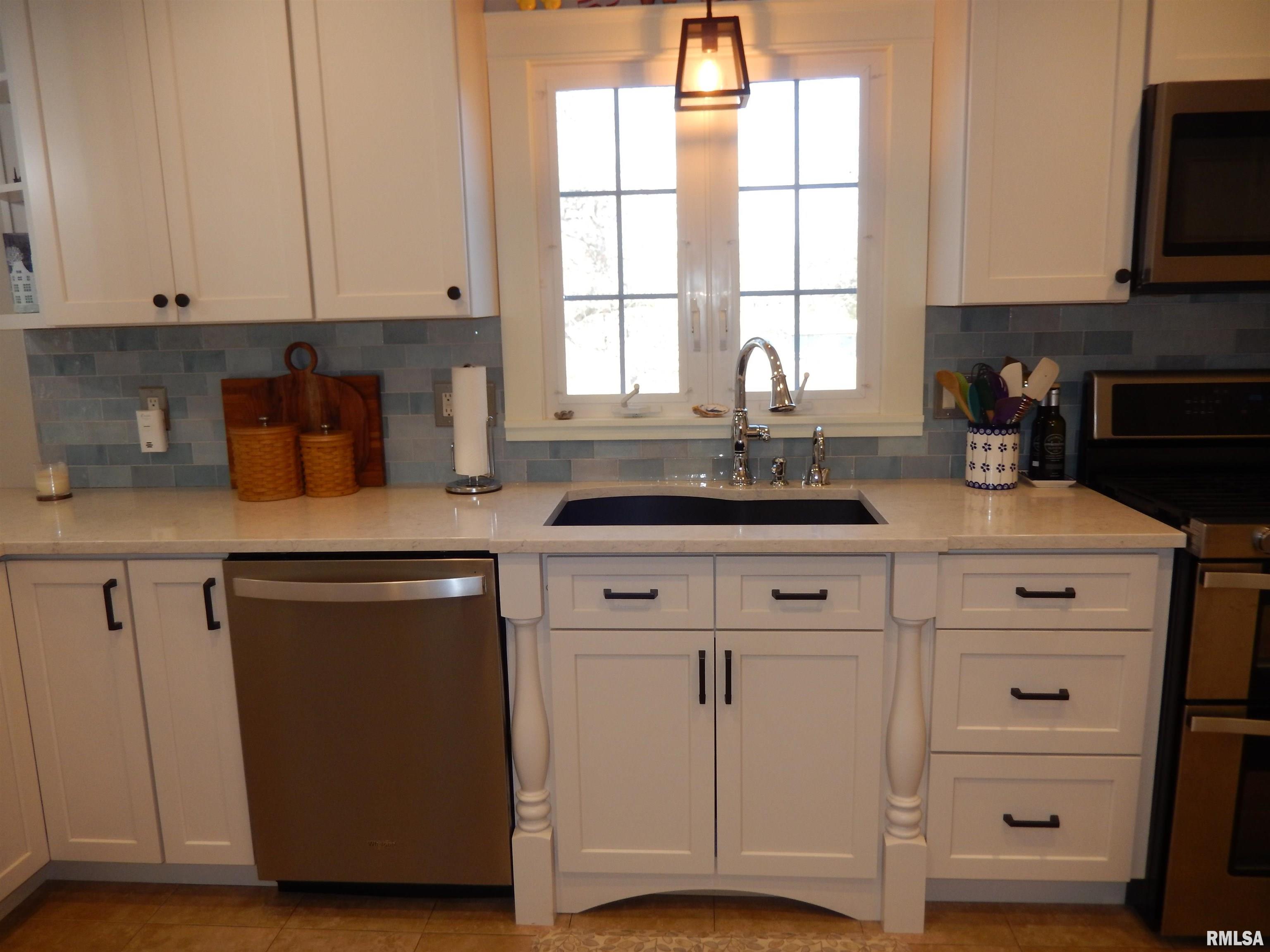 1418 Joseph Street Macomb, IL 61455 - Photo 13 of 57