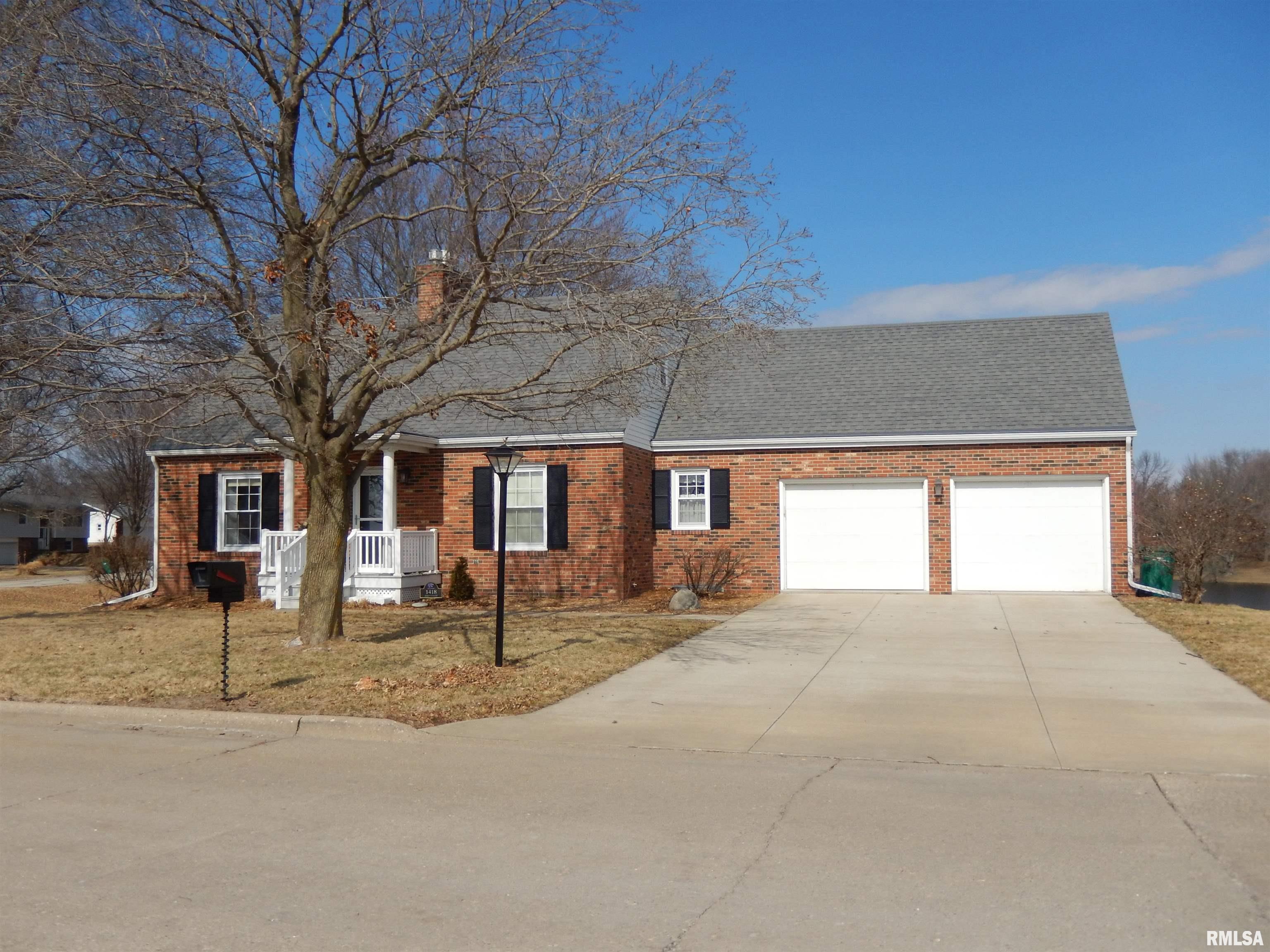 1418 Joseph Street Macomb, IL 61455 - Photo 3 of 57