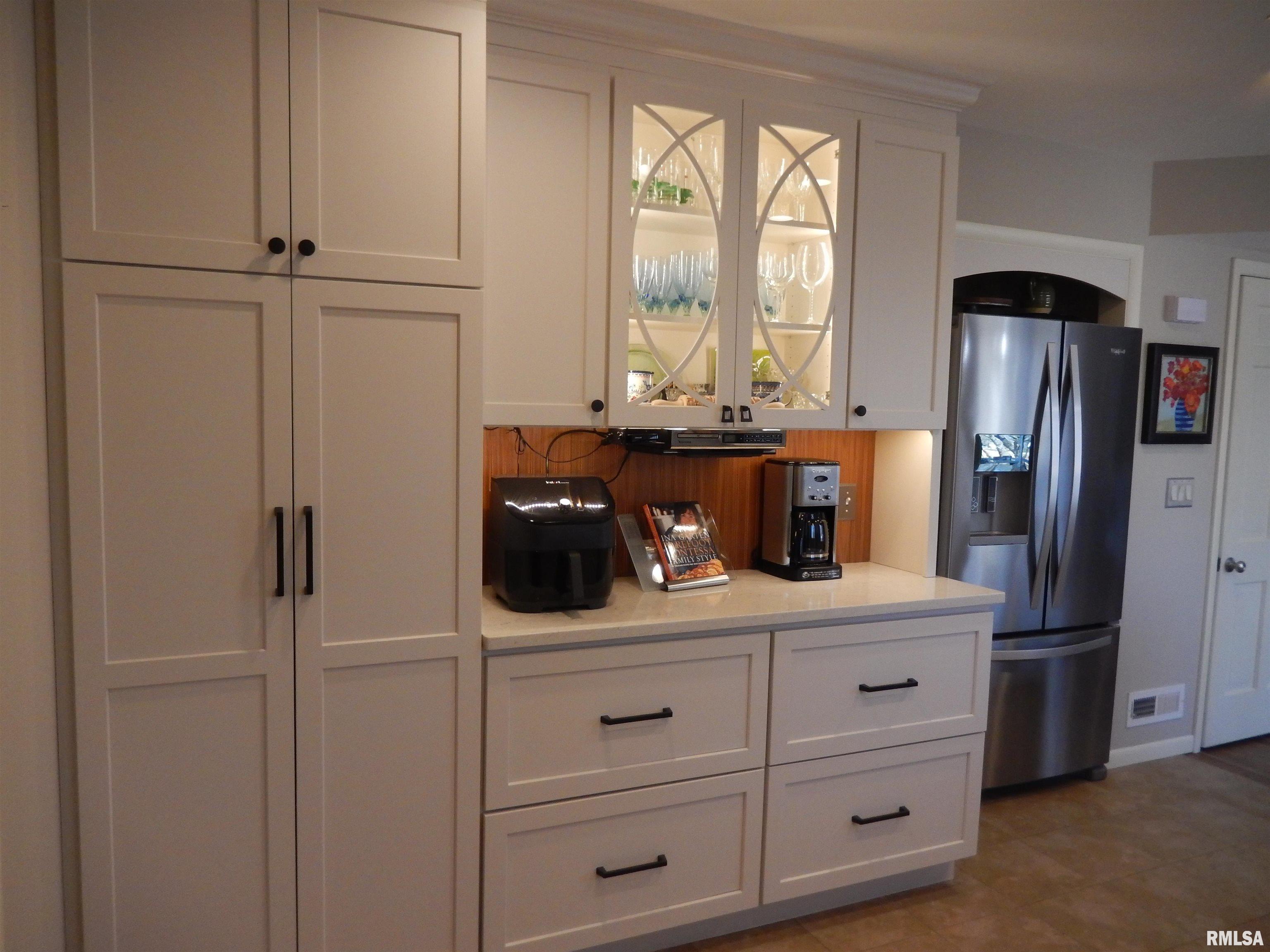 1418 Joseph Street Macomb, IL 61455 - Photo 10 of 57