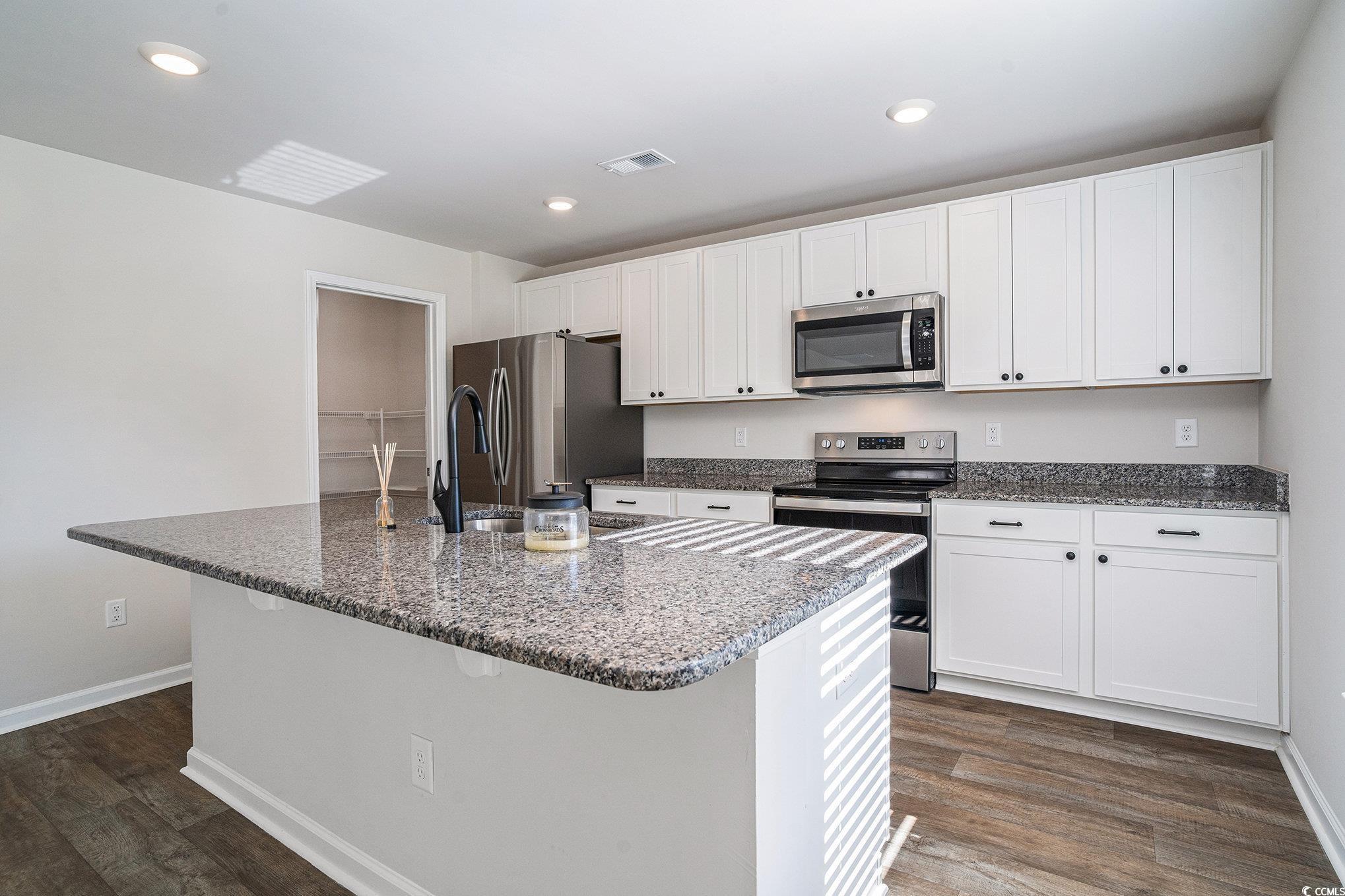 380 Harvest Rdg Way Conway, SC 29527 - Photo 2 of 35