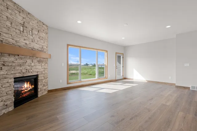 $457,900 | 726 Tambour Court, Unit 7, De Pere, WI 54115