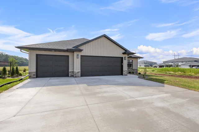 $457,900 | 726 Tambour Court, Unit 7, De Pere, WI 54115