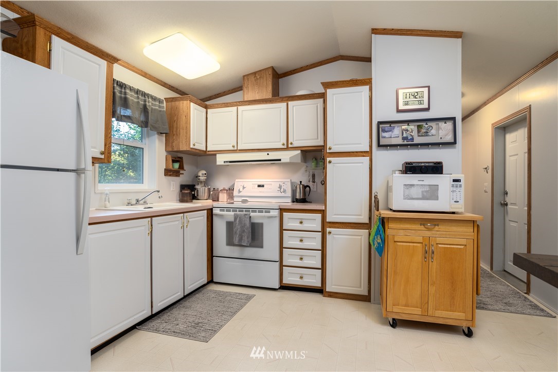 9764 Sauk Connection Road Concrete, WA 98237 - Photo 7 of 31 Gallery Image 7