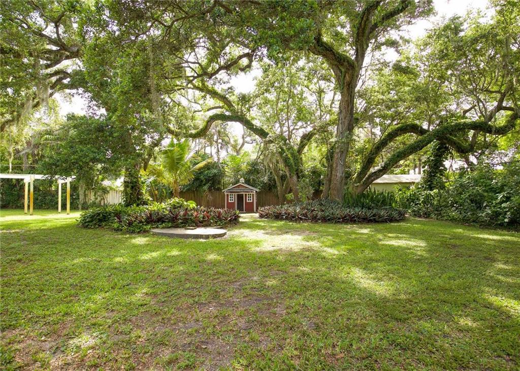 416 Holly Road Vero Beach, FL 32963 - Photo 20 of 34 Gallery Image 20