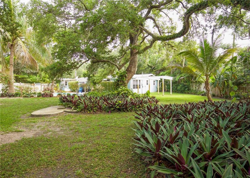 416 Holly Road Vero Beach, FL 32963 - Photo 24 of 34 Gallery Image 24