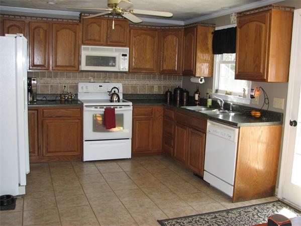 44 Hale Road Hubbardston, MA 01452 - Photo 3 of 16 Gallery Image 3