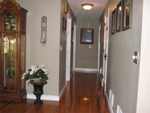 44 Hale Road Hubbardston, MA 01452 - Photo 7 of 16 Gallery Image 7