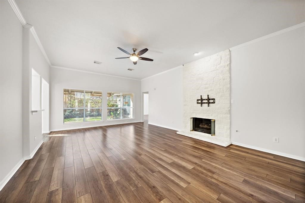 3310 Shadowchase Drive Houston, TX 77082 - Photo 5 of 17
