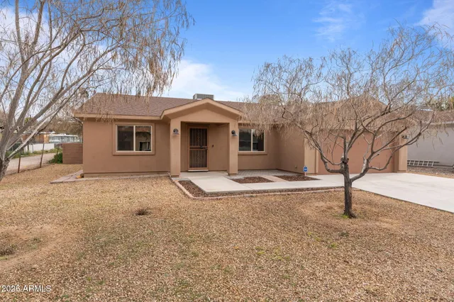 $370,000 | 475 West Mohave Street, Wickenburg, AZ 85390