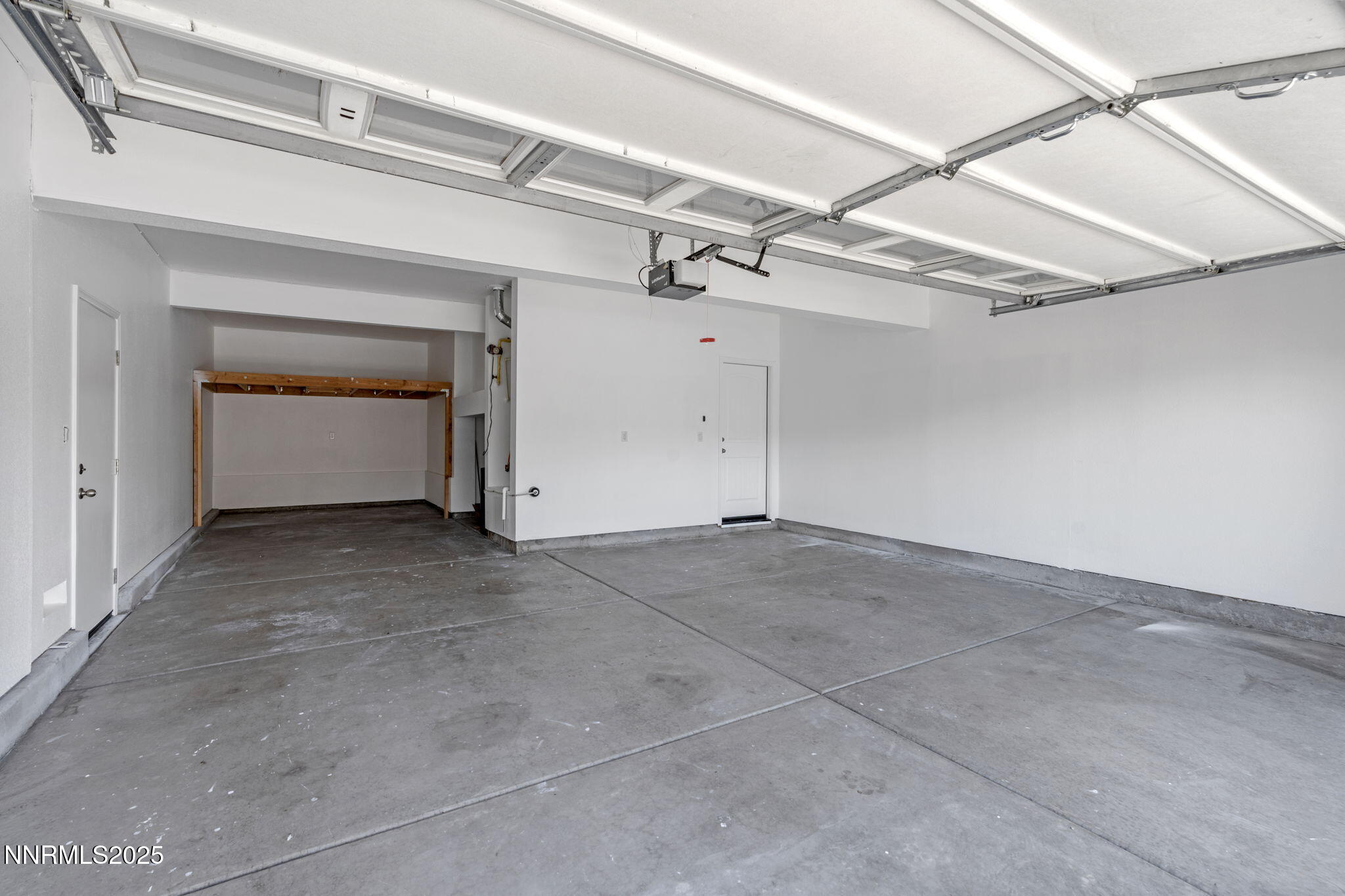 2028 Bayview Drive Reno, NV 89521 - Photo 24 of 33