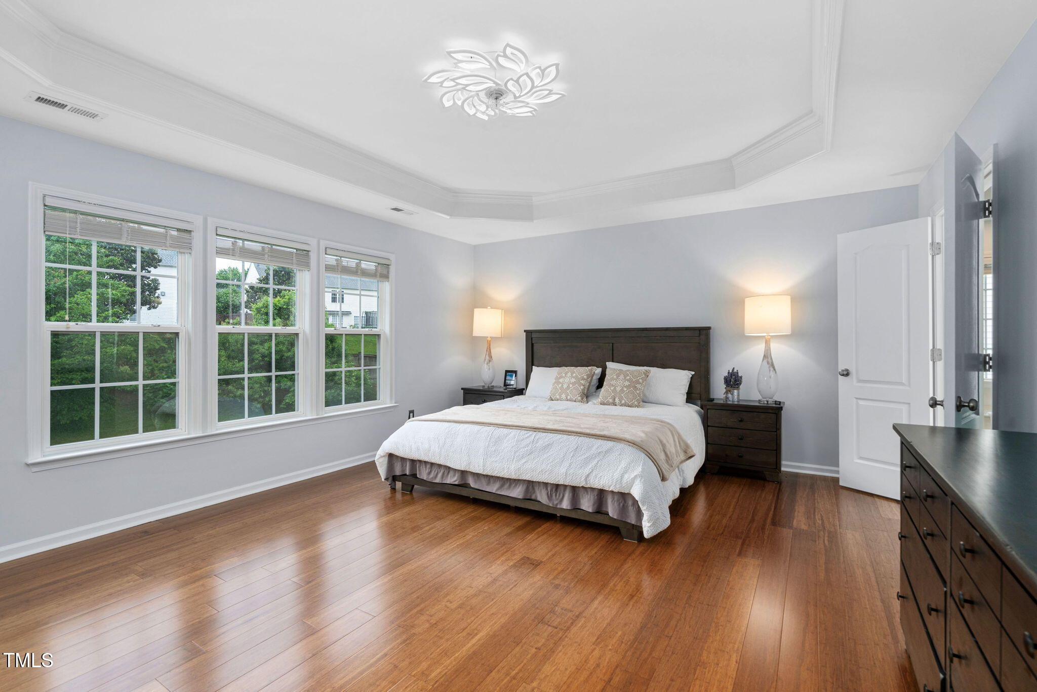 7612 Vista Del Rey Lane Raleigh, NC 27613 - Photo 32 of 73 Oversized 2nd Floor Primary Bedroom Suite With Tray Ceiling