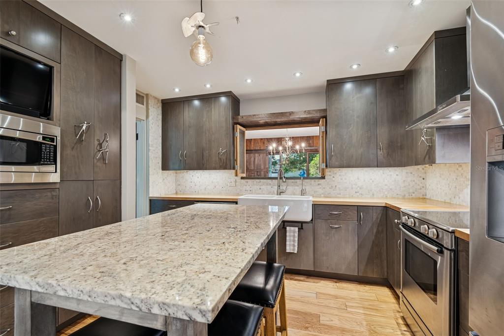 401 Old Mill Pond Road Palm Harbor, FL 34683 - Photo 17 of 75