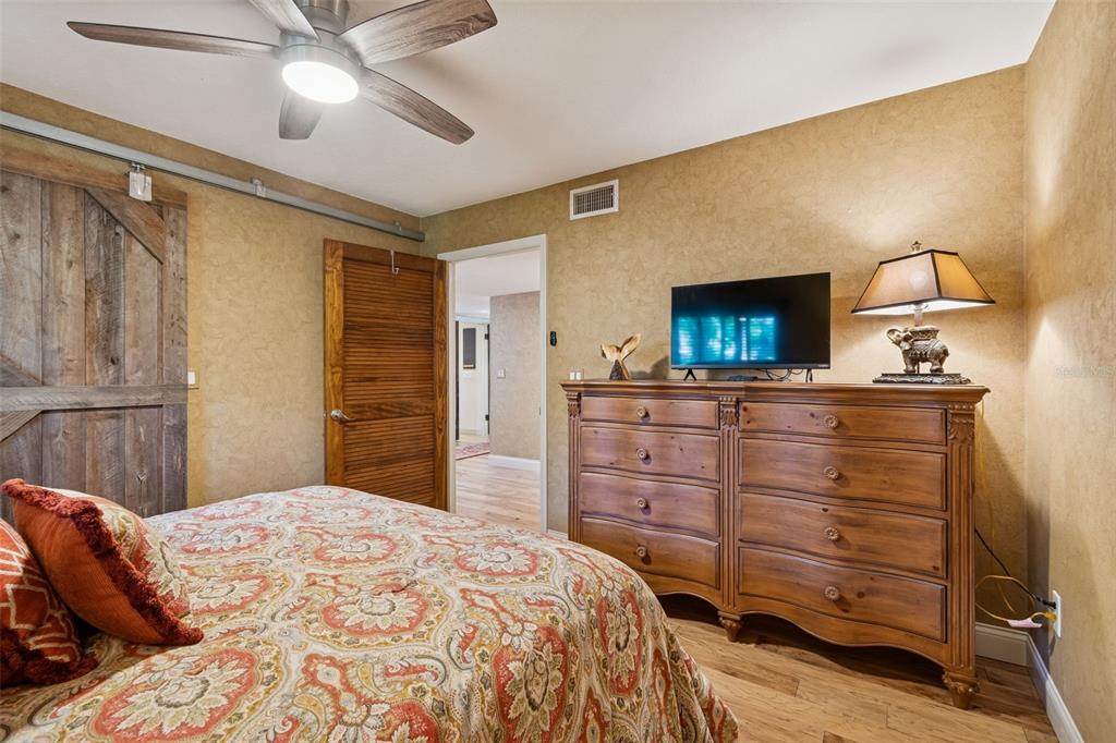 401 Old Mill Pond Road Palm Harbor, FL 34683 - Photo 33 of 75