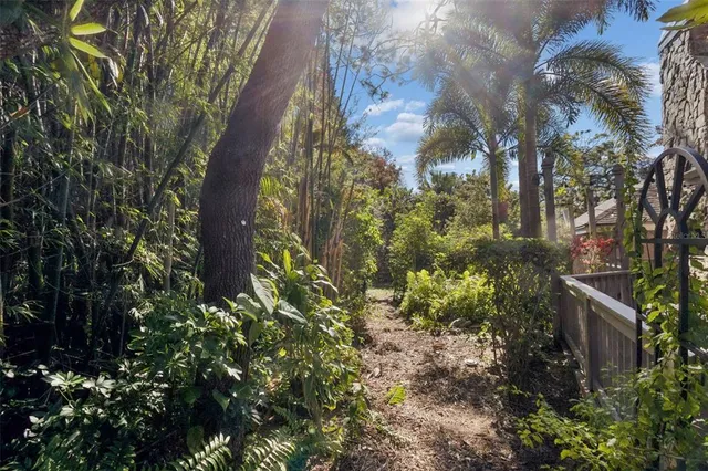 $500,000 | 401 Old Mill Pond Road, Palm Harbor, FL 34683