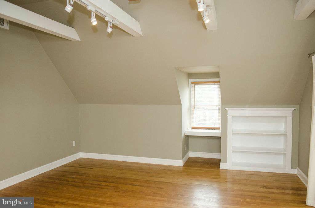 10506 Samona Road Cockeysville, MD 21030 - Photo 19 of 30 Master bedroom with hardwood and track lighting