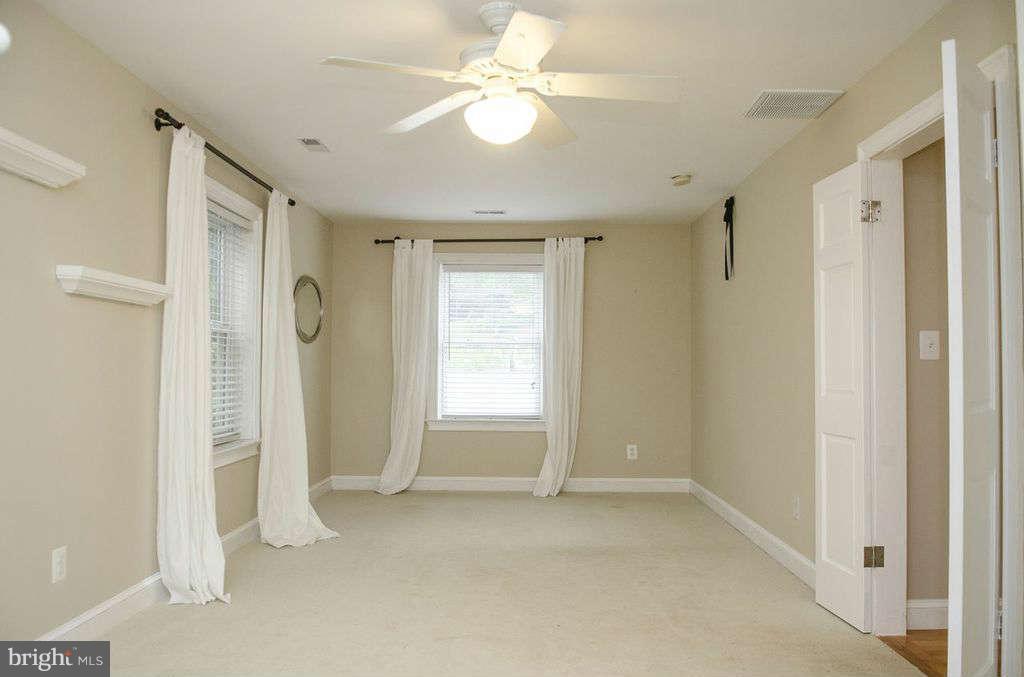 10506 Samona Road Cockeysville, MD 21030 - Photo 26 of 30 Back bedroom is extra long and carpeted