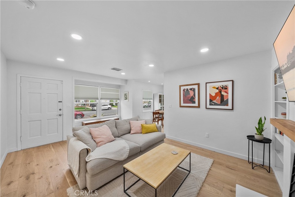 1006 East Ridgewood Street Long Beach, CA 90807 - Photo 10 of 53