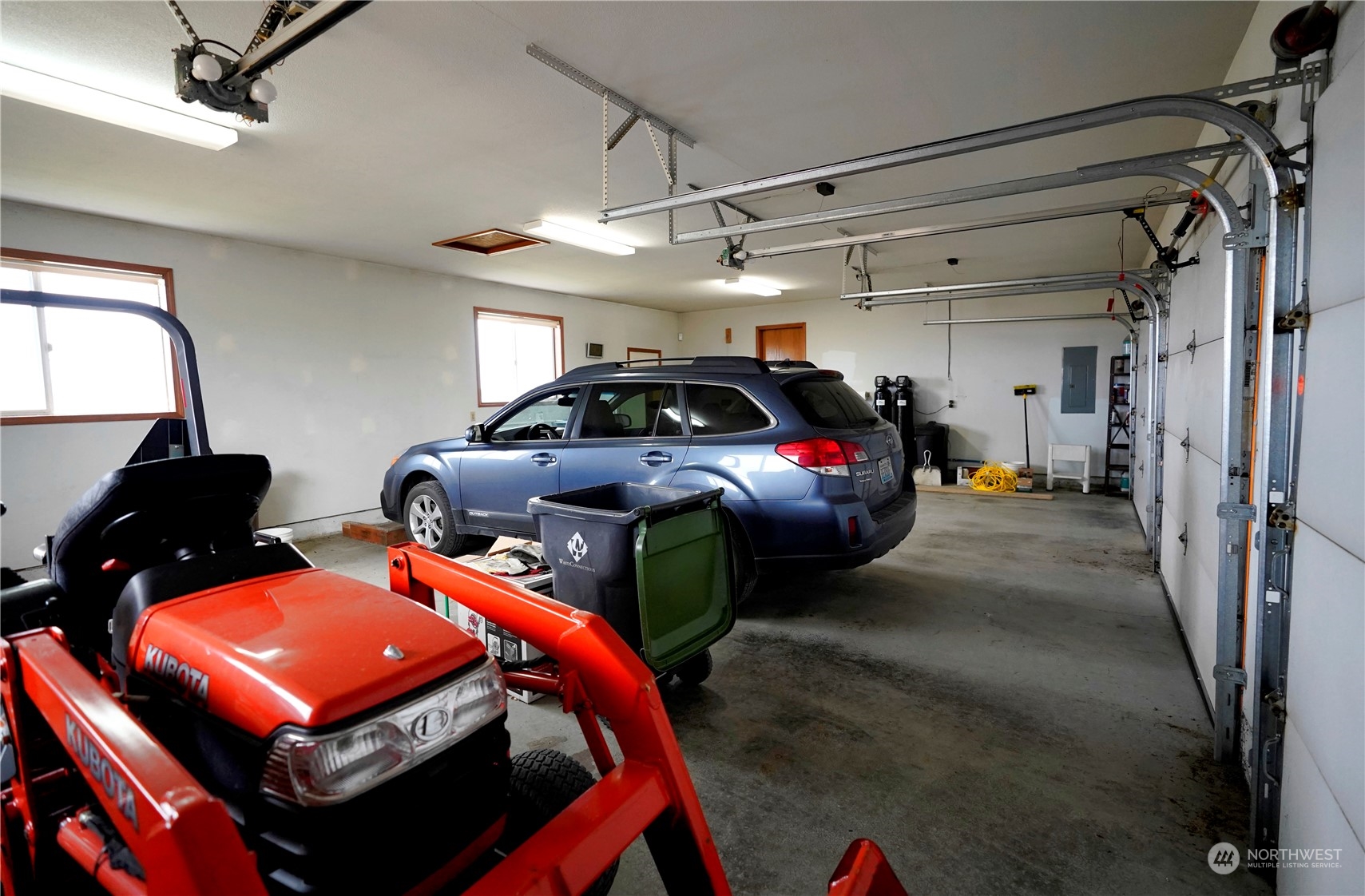 123 East Anderson Road Sequim, WA 98382 - Photo 34 of 40 a view of a car in garage
